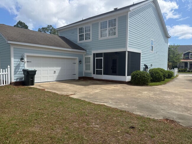 Building Photo - 131 Gallery Way