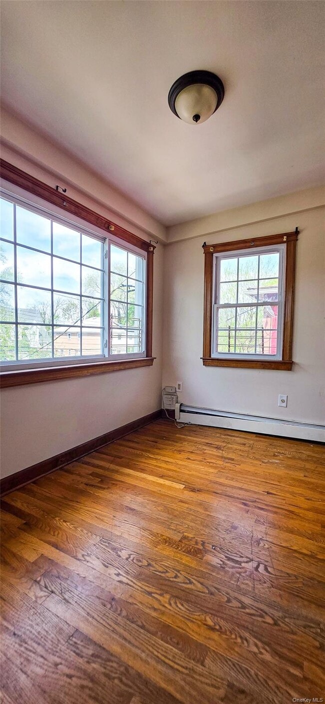 Building Photo - 97 Elm St