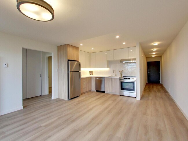 Building Photo - 4120 Fulton St