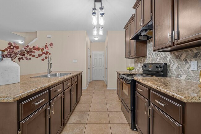 Building Photo - 205 Aquero Blvd