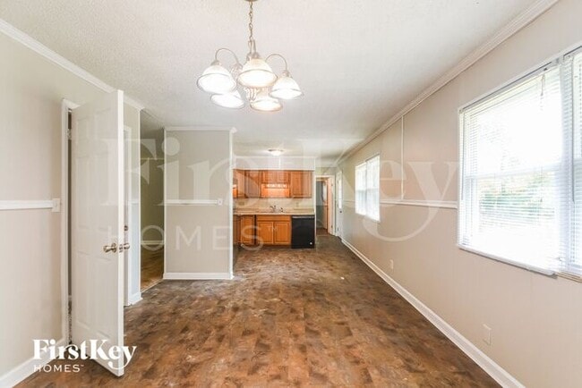 Building Photo - 1240 N Ridgeview Dr