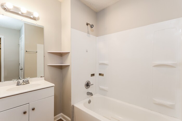 Building Photo - 506 Christine Dr