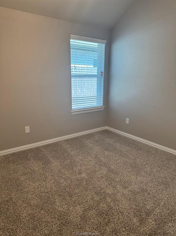 Building Photo - Southern Point Subdivision with Pool, Basketball and Pickleball. Includes washer and dryer in the...