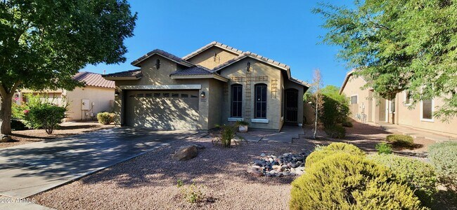 Primary Photo - 3444 E Riopelle Ave