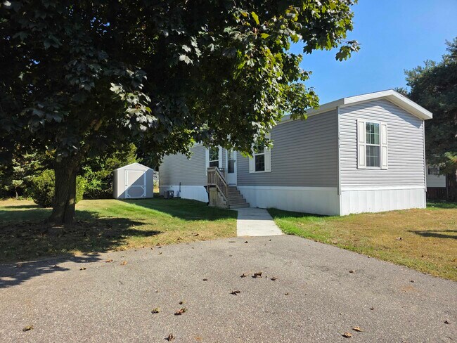 Building Photo - 3618 Juniper St