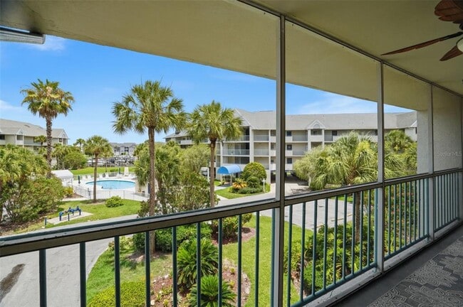 Building Photo - 5557 Sea Forest Dr