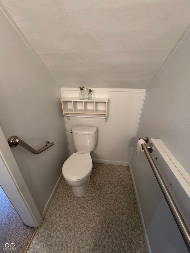 Building Photo - 2010 N 675 E