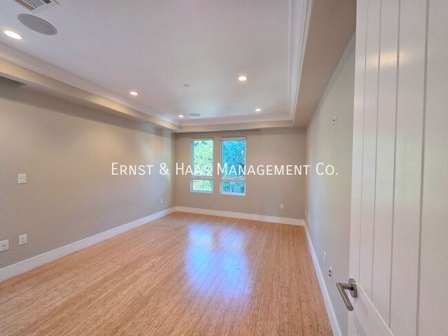 Building Photo - 1848 Benecia Ave