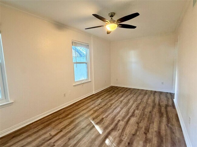 Building Photo - 11606 Birchbark Trail