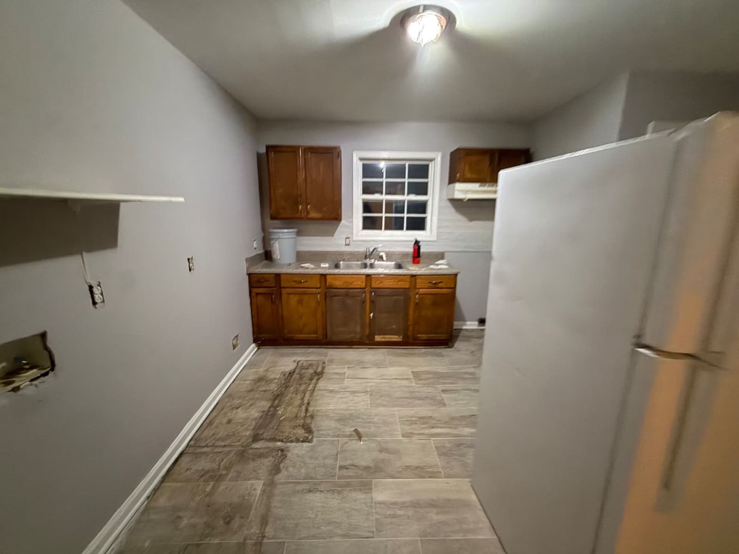 Building Photo - 615 5th Ave E