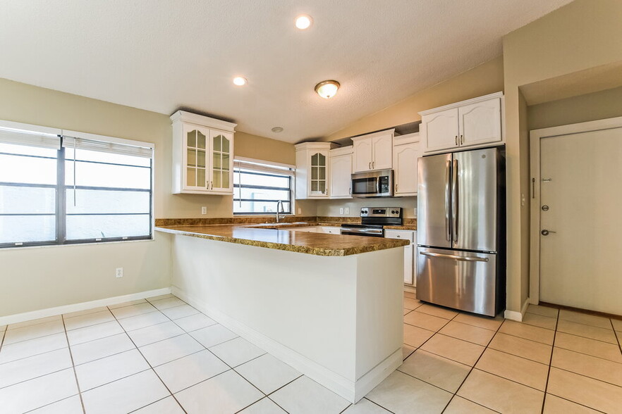 Building Photo - 1409 Bridlebrook Dr