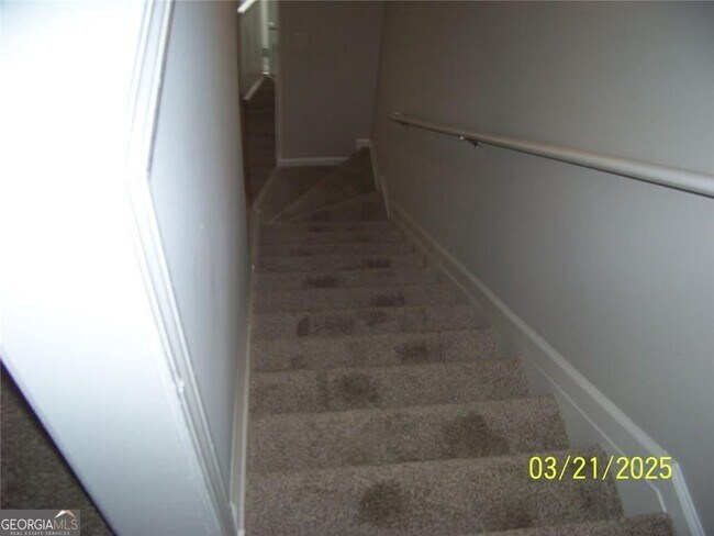 Building Photo - 2787 Deerwood Ln