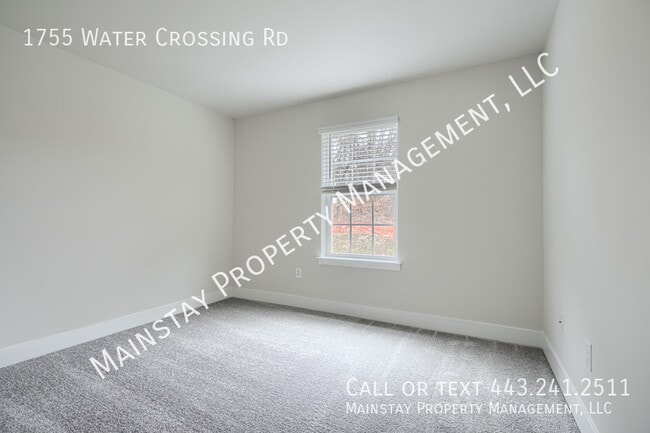 Building Photo - 1755 Water Xing Rd