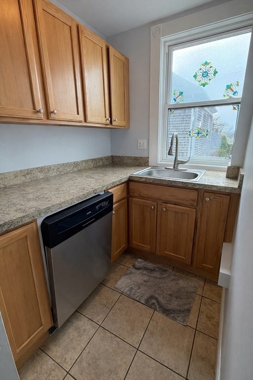 Building Photo - 7 Judson St