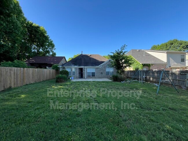 Building Photo - 6986 Parkbrook Ln