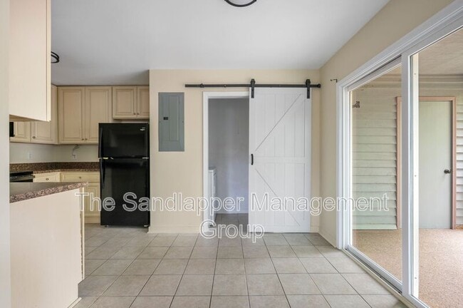 Building Photo - 7955 Timbercreek Ln