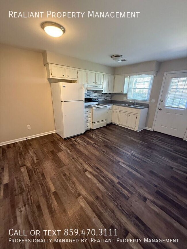 Building Photo - 108 E. Edgewood-