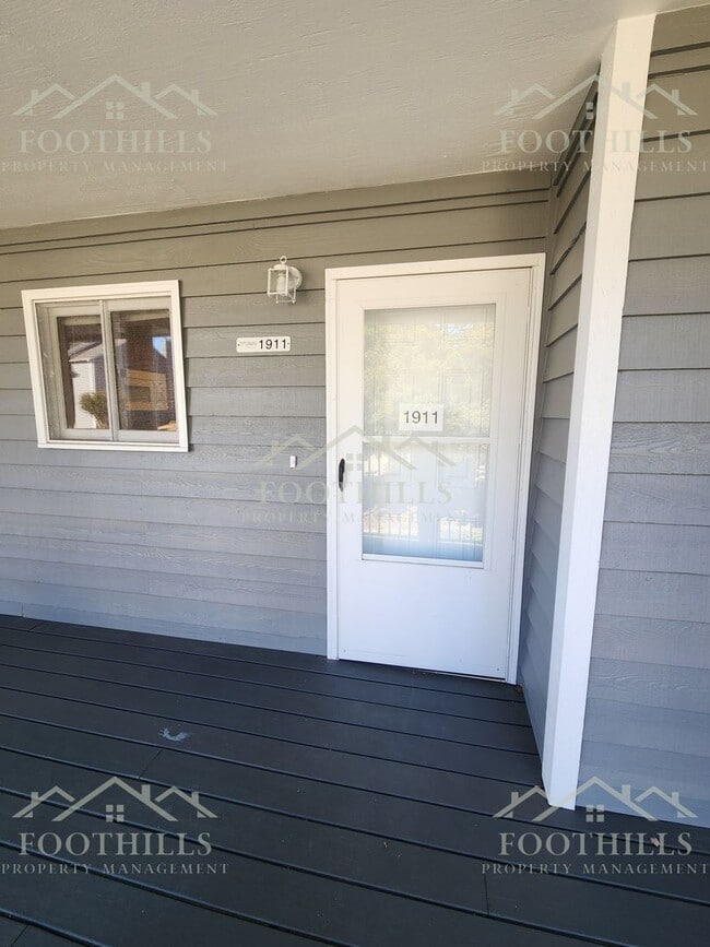 Primary Photo - Bright 2-Bed, 2-Bath Condo Near Darwin Wri...