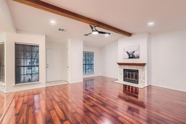 Building Photo - 8400 Horton Trail