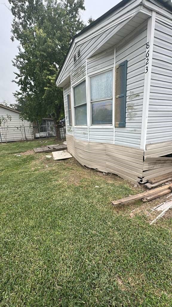 Building Photo - 8623 Bloombury Ln