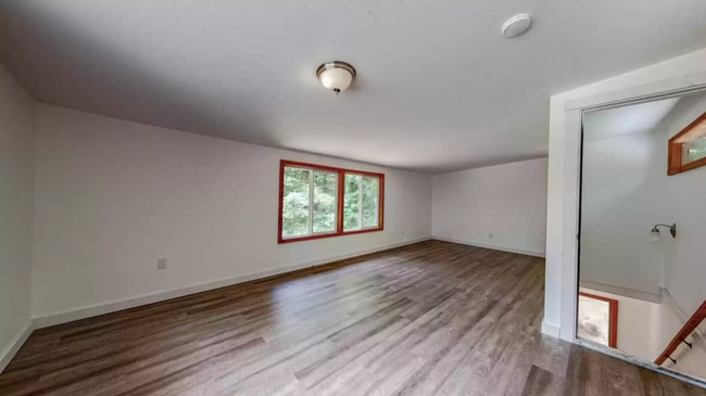 Building Photo - Gated, Pet-Friendly Cabin With 1.3 Acres O...