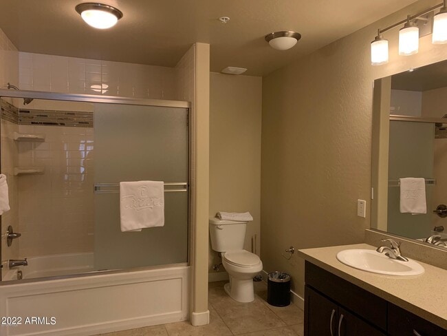 Building Photo - 5450 E Deer Valley Dr