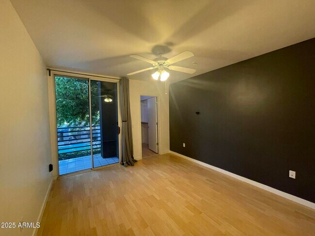 Building Photo - 3633 N 3rd Ave