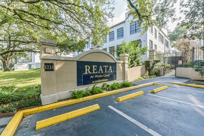 Building Photo - 3231 Allen Pkwy