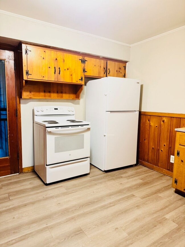 Building Photo - 3 Bed 1.5 Bath Home In Morningview *** Call 334-366-9198 to Schedule a Self Tour!