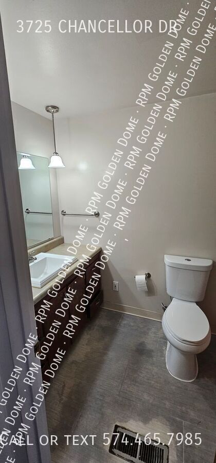 Building Photo - 3725 Chancellor Dr