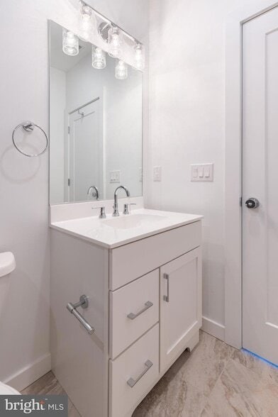 Building Photo - 710 N 16th St