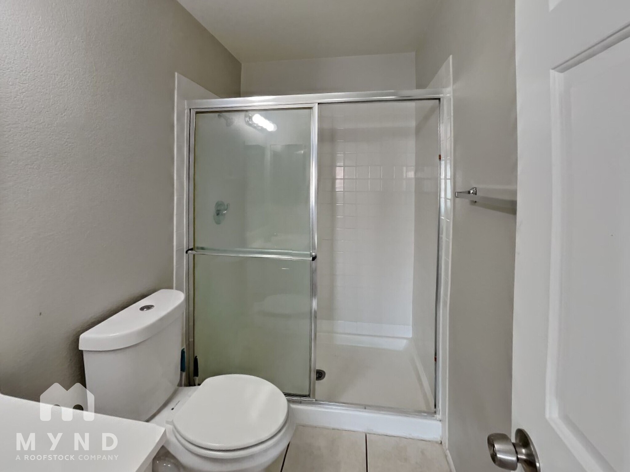 Building Photo - 2835 Floral Peak Dr