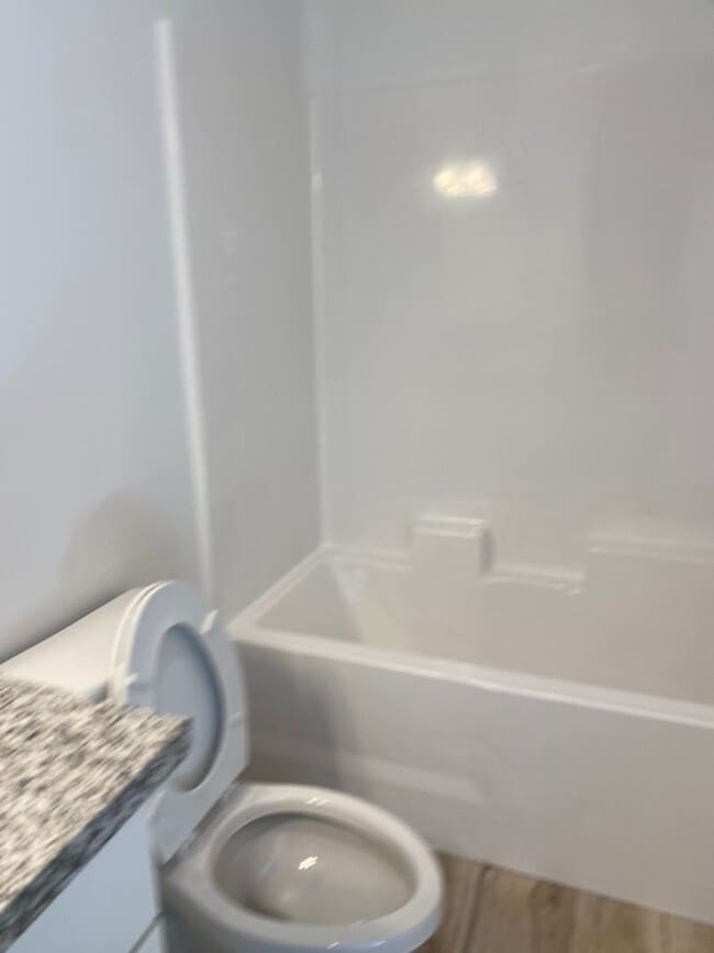 Building Photo - CHECK OUT THIS TOWNHOME IN SUGAR CITY WITH THE HOA and INTERNET INCLUDED!!