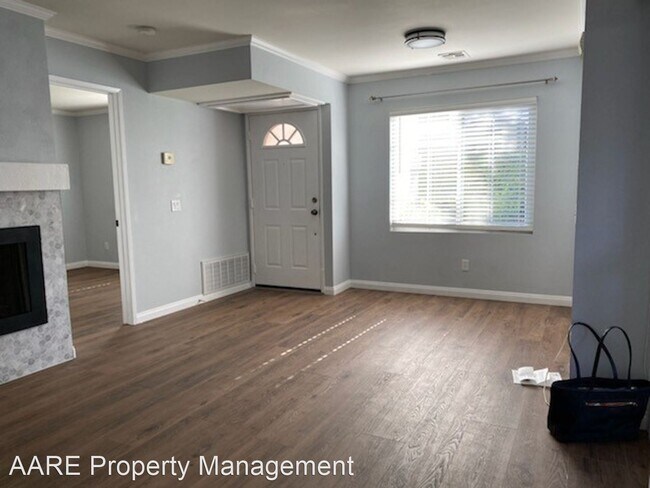 Building Photo - 1 br, 1 bath House - 13309 Caminito Ciera ...