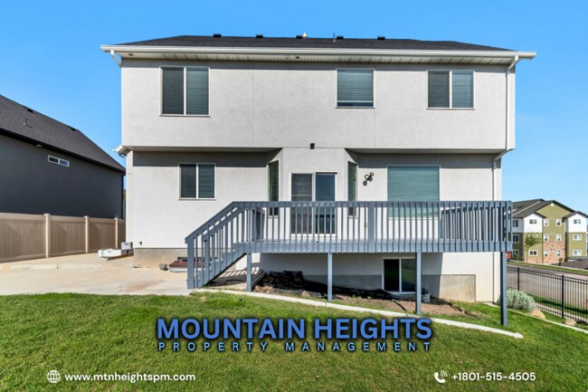 Building Photo - 3727 N 900 W