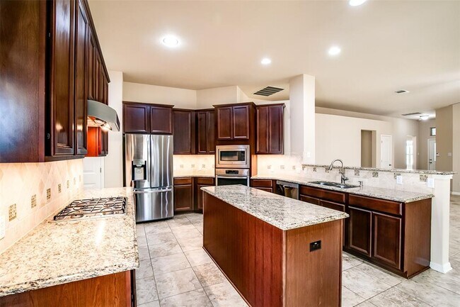 Building Photo - 128 Fort Cobb Way