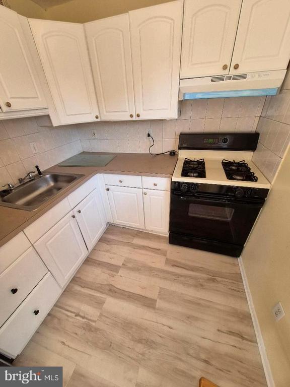 Building Photo - 7415 Lapwing Pl