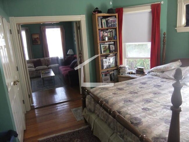 Building Photo - Great Price - Spacious Allston 3-Bedroom