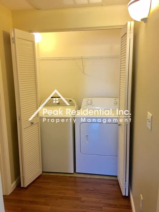 Building Photo - Spacious 2bd/2ba North Natomas Condo