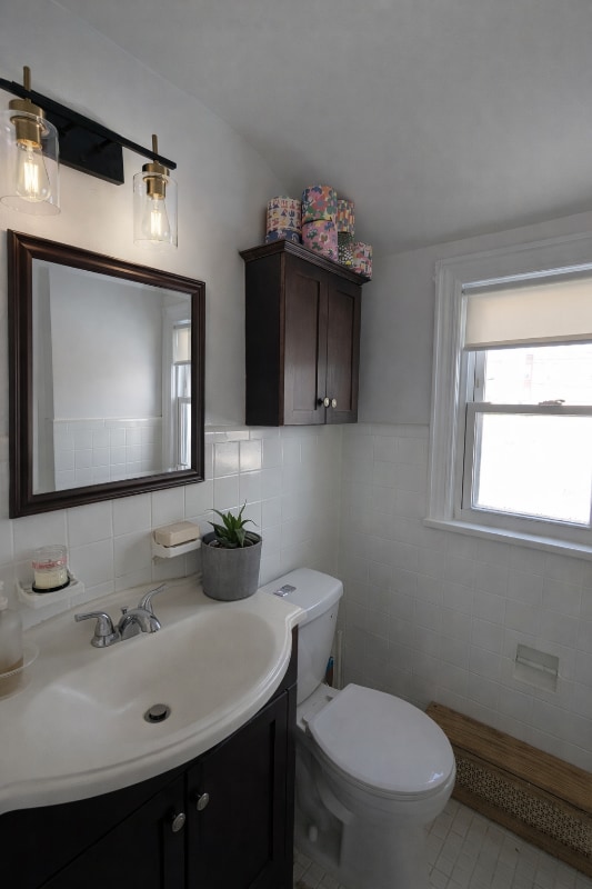 Building Photo - 23 Downing Pl