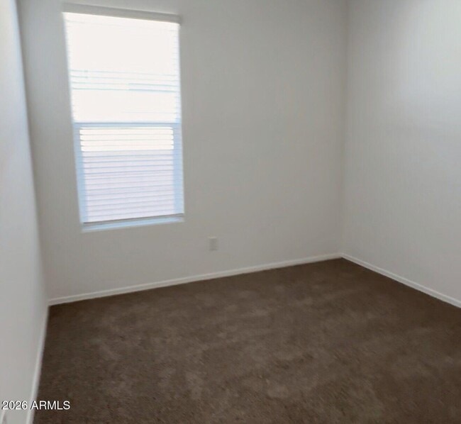 Building Photo - 15661 W Smoketree Dr