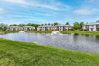 Building Photo - Beautiful 2-bedroom 2 bath apartment, UPSTAIRS WITH A LAKEVIEW.