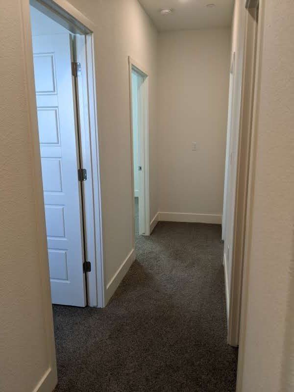 Building Photo - 2473 Pineda Dr
