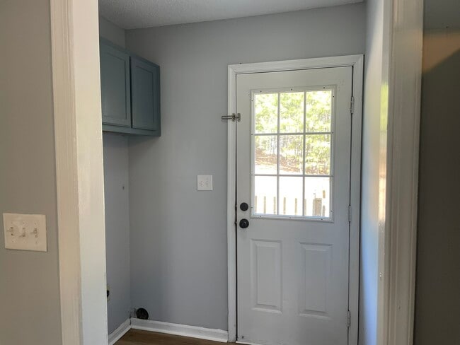 Building Photo - 5321 Hadrian Dr