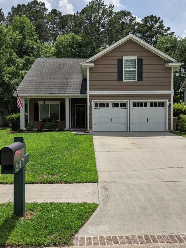 Primary Photo - Available August 15th!!! $2200 a month!!!