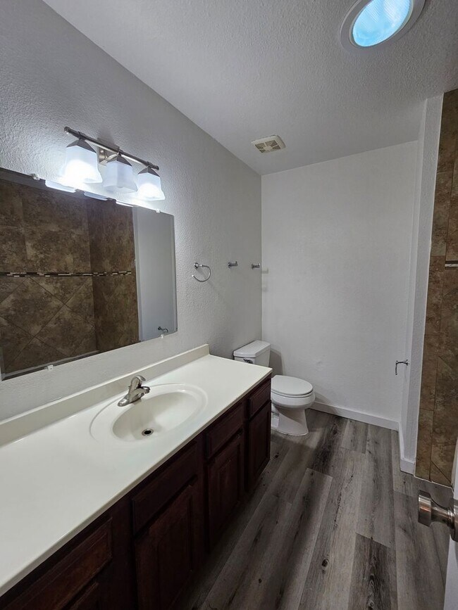 Building Photo - Updated 4BR Home | Pool + 2 Car Garage | Single Level