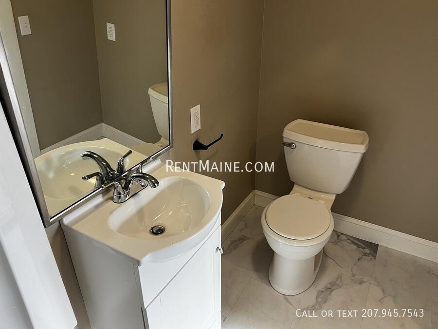 Building Photo - 145 Union St