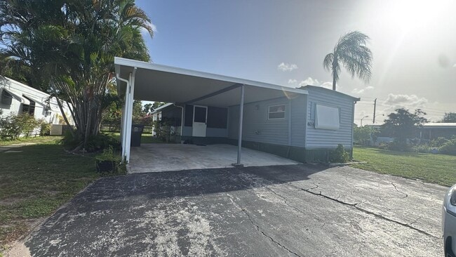 Primary Photo - 4046 67th Ln N