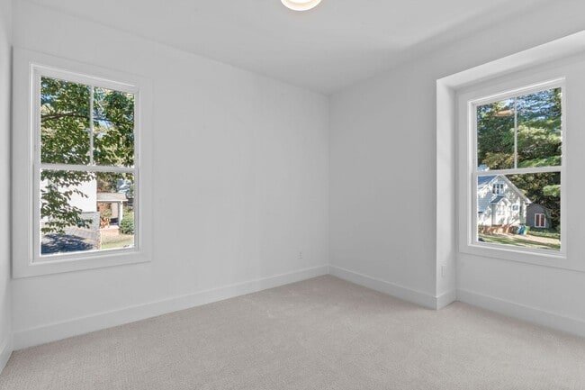 Building Photo - New Construction 4BD, 3.5BA End-Unit Ralei...