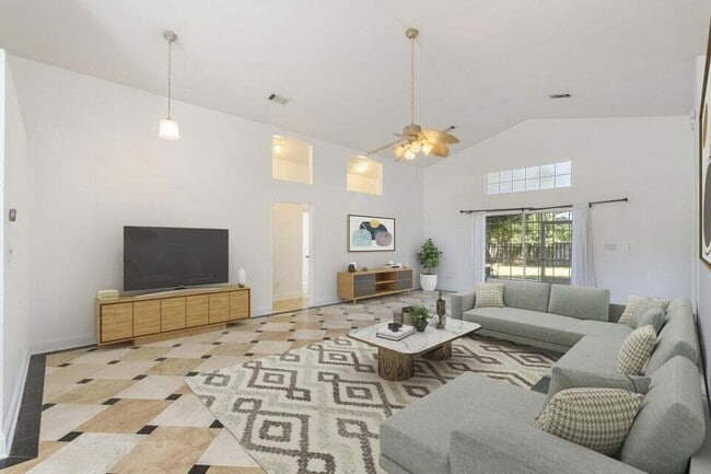 Building Photo - 27 Hidden Harbor Ln